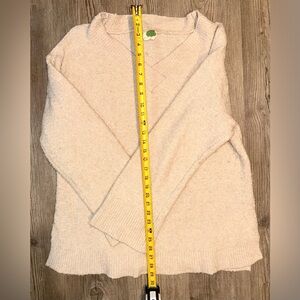Anthropologie women’s knit sweater size XL. Cream long sleeve pullover
